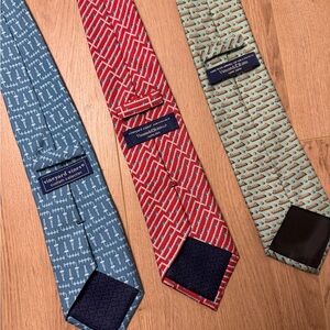 Vineyard Vines Men's Silk Ties